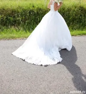 Vand Rochie Mireasa