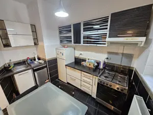 Vand apartament 3 camere 74mp in vila, mobilat utilat Piata Alba Iulia - imagine 8