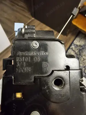 Broasca usa dreapta Skoda Octavia 2 