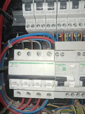 Electrician in constructii - imagine 3