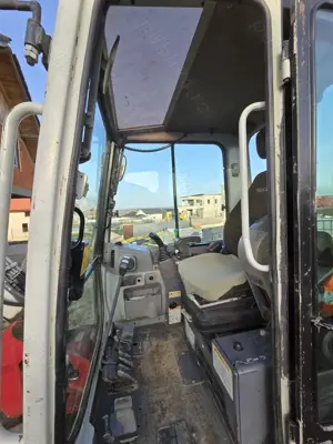 Excavator Takeuchi TB250  - imagine 6