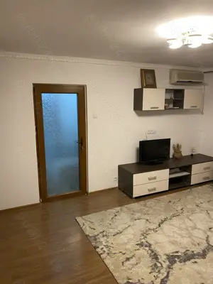 Proprietar închiriez ap 2 cam, centrală proprie de ap.,renovat 2025, Parcul Circului  - imagine 2