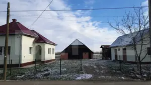 Casa de vanzare cu 3 camere, 2050 mp, zona Tatarasti - imagine 2