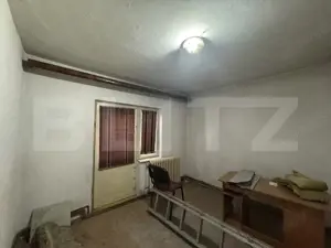 Apartamnet cu 2 camere, decomandat, zona Piata Mare