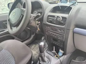 Vând Renault Symbol - imagine 2 Vând Renault Symbol - imagine 2