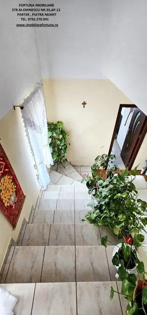 Proprietate Piatra Neamt - vila cocheta cu garaj, beci si teren - imagine 17