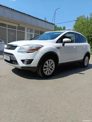Ford Kuga 2012,4 4,Automatik,Navi