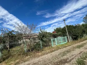 3400 mp teren intravilan Dragomiresti