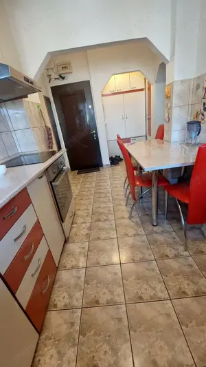 Apartament 3 camere - imagine 10