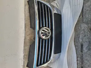 Grila Passat B-6 - imagine 2