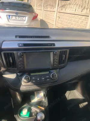 Toyota RAV4 50000 km reali, primul proprietar  - imagine 2 Toyota RAV4 50000 km reali, primul proprietar  - imagine 2