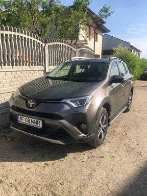 Toyota RAV4 50000 km reali, primul proprietar  - imagine 3 Toyota RAV4 50000 km reali, primul proprietar  - imagine 3