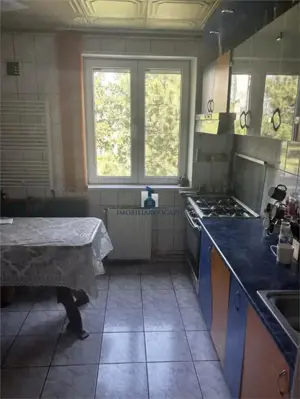 Vanzare Apartament 3 Camere Semidecomandat Bld. Brancoveanu