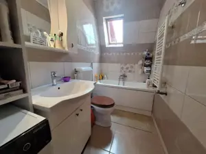 Apartament 3 camere, 63 mp, semidecomandat, pozitie excelenta in zona Girocului - imagine 6