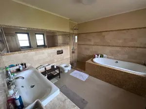 Resedinta de lux in Chisoda   oaza de eleganta pe un domeniu de 1.800 mp - imagine 10