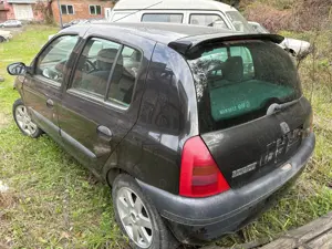 Dezmembrez Renault Clio 1.4 16v cutie automata - imagine 8