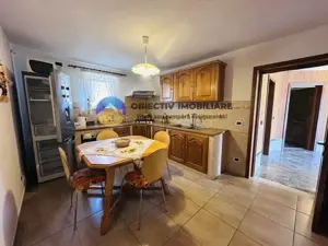 Casa- Podoleni - jud. Neamt - imagine 12