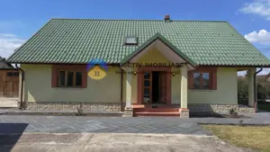 Casa- Podoleni- jud. Neamt