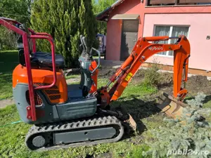 Vând miniexcavator Kubota K 008-3