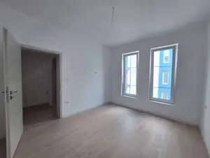 EtaJul 2. Model decomandat, spatios, 56 mp utili si terasa de 14 mp. - imagine 7