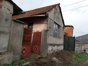 Vând casă cu grădină în Cugir, str. Călugăreni