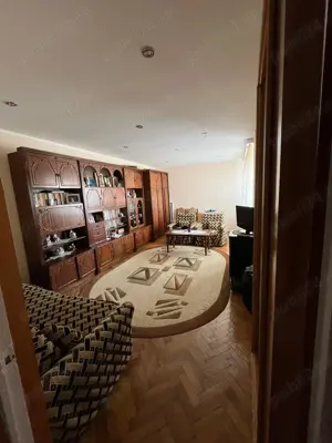 apartament cu 2 camere pe strada victoriei 