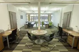 Spațiu de birou privat pentru 3 persoane în Regus Primavera