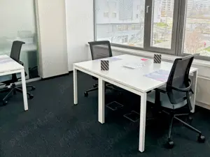 Spațiu de birou privat pentru 3 persoane în Regus Primavera - imagine 5