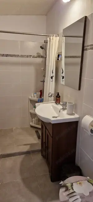 casa sigur curte - imagine 6