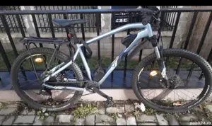 Bicicletă electrică 