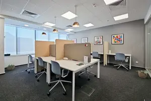 Alăturați-vă unui mediu de co-working cooperativ în Regus City Gate