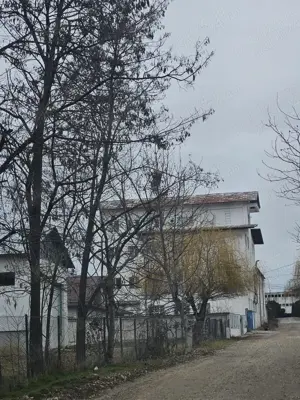 Închiriere clădire 1.700 mp Pucioasa + curte 3.000 mp   ideală pentru producție sau servicii. - imagine 2