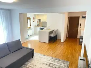 Apartament 4 camere Mall Vitan