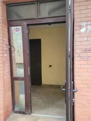 Vand spatiu comercial  apart locuit  Casa de cultura - imagine 2