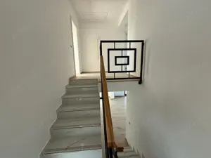 Vânzare casă 5 camere - Păuleștii Noi (zona Spitalului Mediurg) - imagine 7