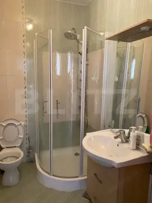 Casa de vanzare, cu 5 camere, 220 mp, zona Unirea - imagine 15