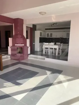 Casa de vanzare, cu 5 camere, 220 mp, zona Unirea - imagine 6