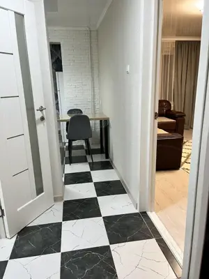  Garsoniera de inchiriat  in zona Aparatorii Patriei - imagine 3