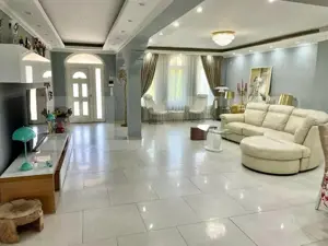 Casă de vânzare la cheie – Blaj – 226 mp utili, teren 915 mp