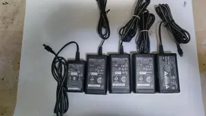 Vand alimentatoare - incarcatoare Sony