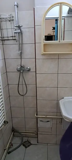 Garsoniera de vânzare  - imagine 7