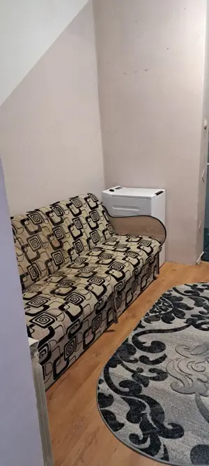 Garsoniera de vânzare  - imagine 4