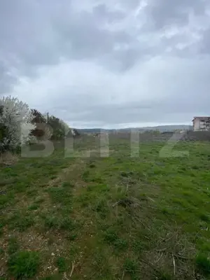 Teren intravilan, acces la autostradă, in Luna langa Campia Turzii