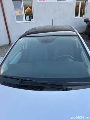 Toyota Yaris Hybrid - 07.2012 - Motor 1.5 - 75cp - imagine 9