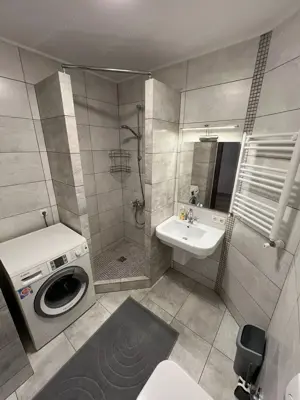 Garsoniera decomandata in zona Pacii - imagine 3