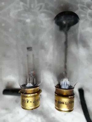 Lămpi pentru aparate de proiecție - imagine 3