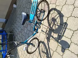 Vînd bicicletă pliabila ,roti pe 20" inchi