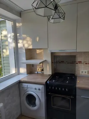 Oferim spre inchiriere garsoniera in zona Gorjului