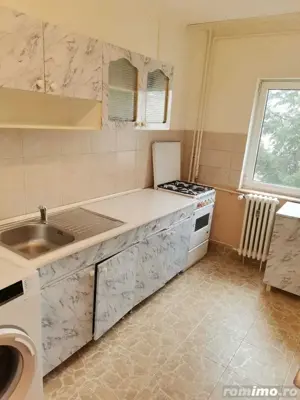 apartament cu 2 camere - Zona Ultracentrala 250e - imagine 2 apartament cu 2 camere - Zona Ultracentrala 250e - imagine 2