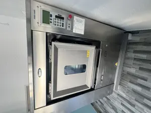 Mașină industrială electrolux 